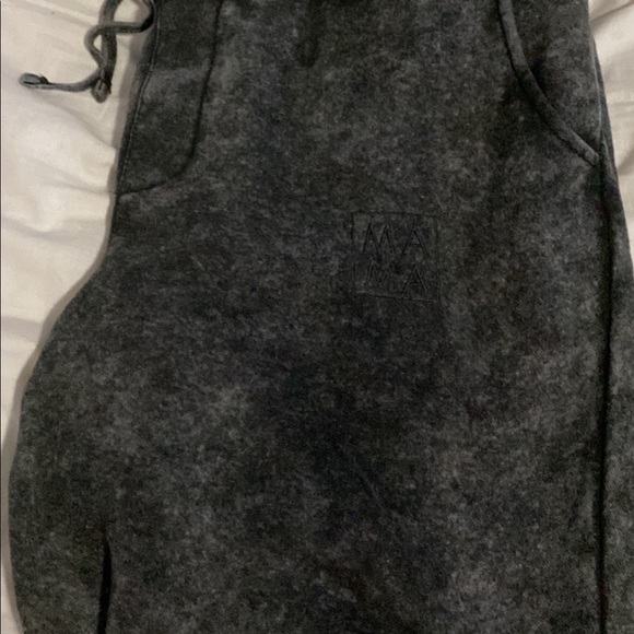 Like new (washed once - never dried) ashco (original MAMA brand) jogging pants - Picture 5 of 5